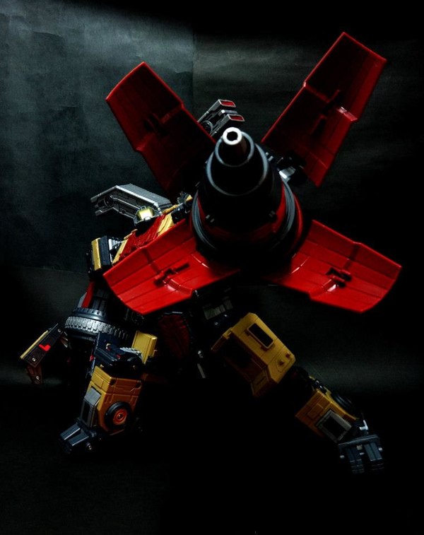 Planet X PX 01 Genesis WFC Omega Supreme Action Figure Image  (16 of 50)